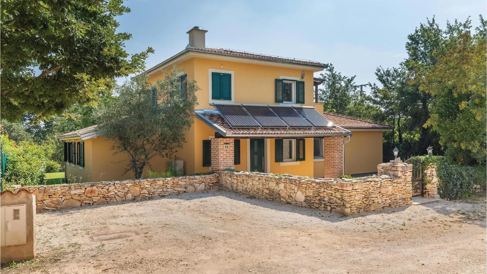 Nice Home In Rezanci With Wifi Tatil Evi