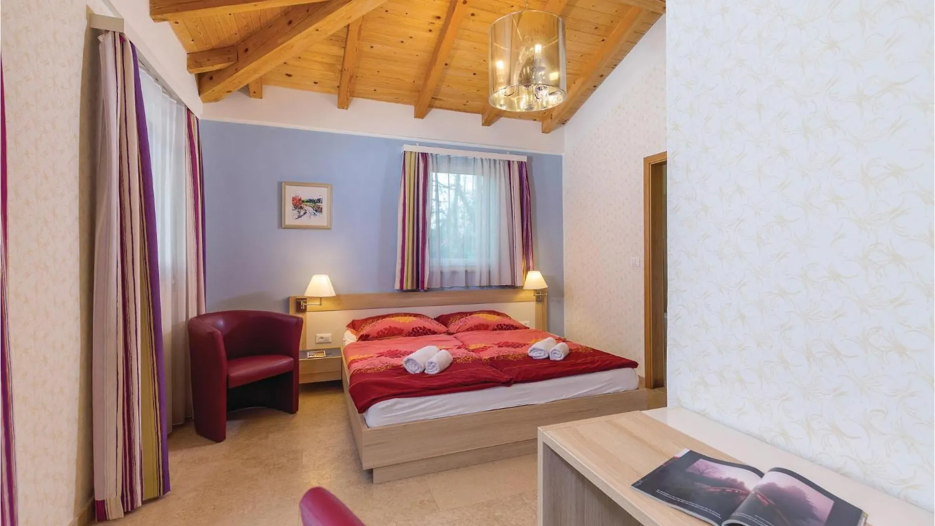Nice Home In Rezanci With Wifi