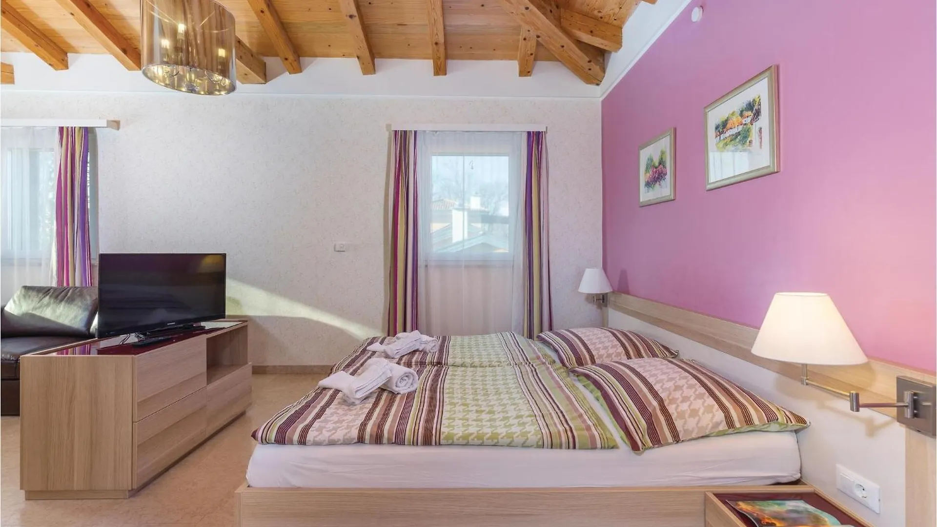 Tatil Evi Nice Home In Rezanci With Wifi